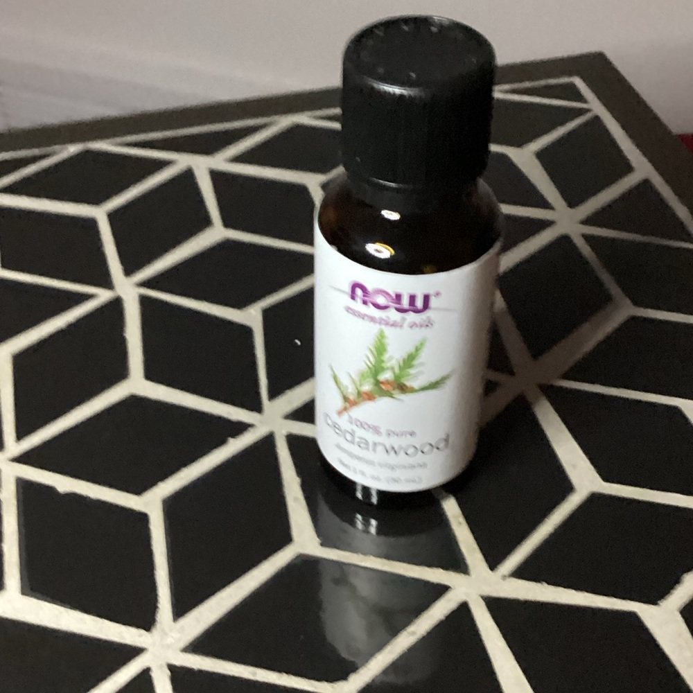 new cedar wood aromatherapy oil